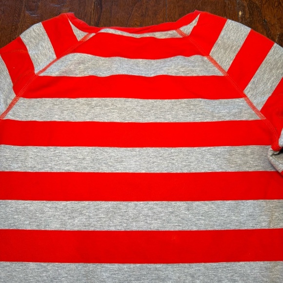 Hanna Andersson red and gray striped scoop neck long sleeve tshirt size M - Picture 7 of 13